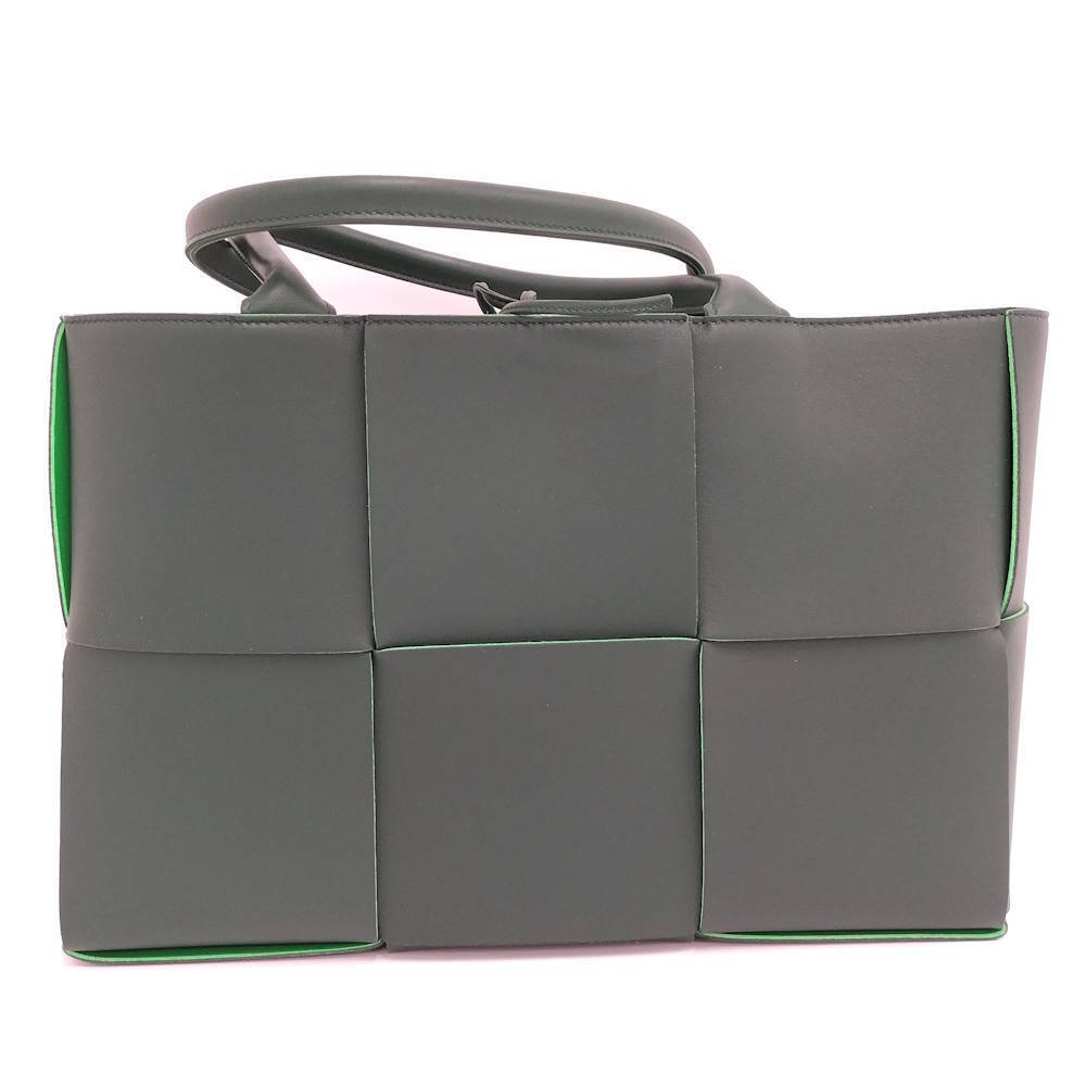 Bottega Veneta Arco Leather Bag Green Tote Green